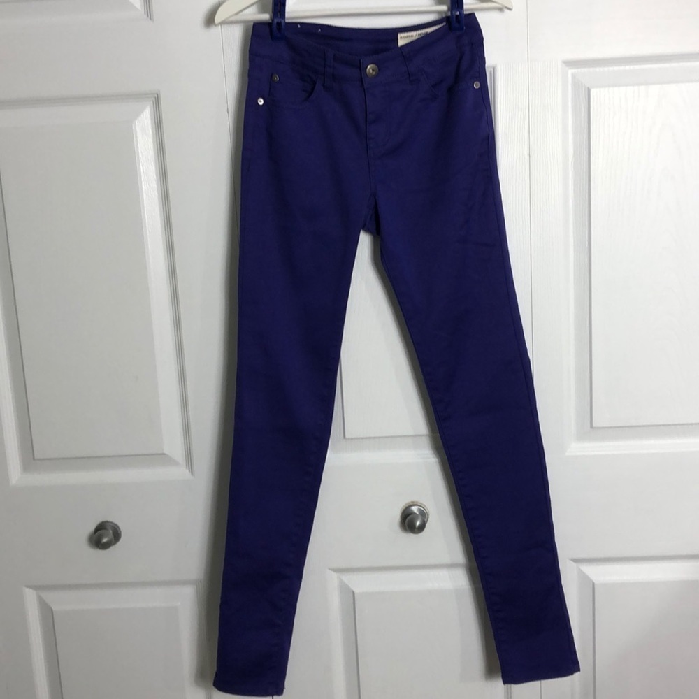 🖤 26 🖤 NWT Skinny Jeans Purple High Rise Zipper Fly